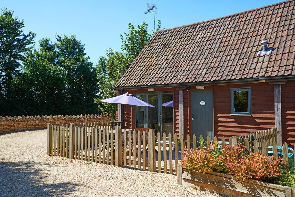 Barn Cottages At Lacock Bagian luar foto